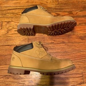 Timberland men’s low boots sz13